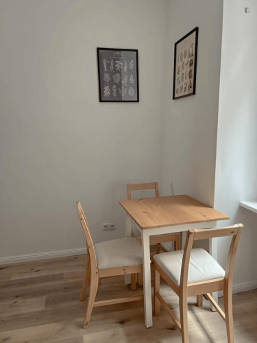 Homely single bedroom in Neukölln