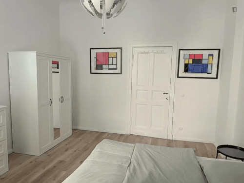 Brilliant double bedroom in Neukölln