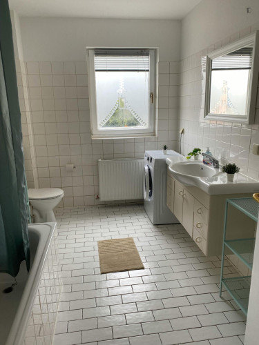 Appealing double bedroom in the Reinickendorf district  - Gallery -  5