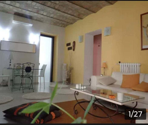 Room in Via Goffredo Mameli, Roma