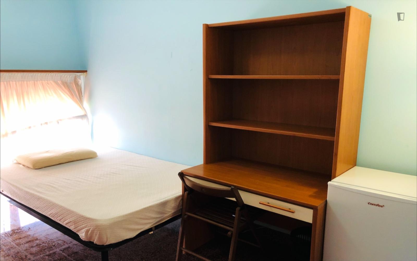  Spacious Single Bedroom Near Parco Piazza Puricelli  -  Spacious single bedroom near Parco Piazza Puricelli  - Gallery -  1