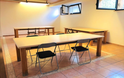 Neat single bedroom with private bathroom near Piazza Nicola Cavalieri