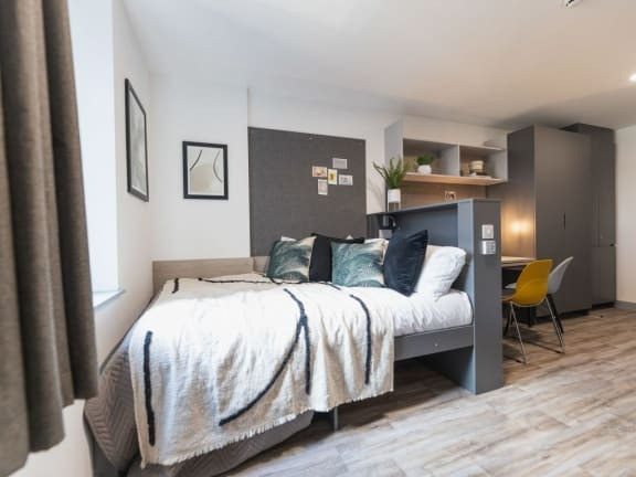 Silver Studio - The Vantage - Gallery - 1