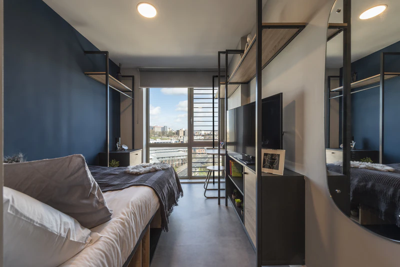 Classic En-Suite - The Vantage - Gallery - 1