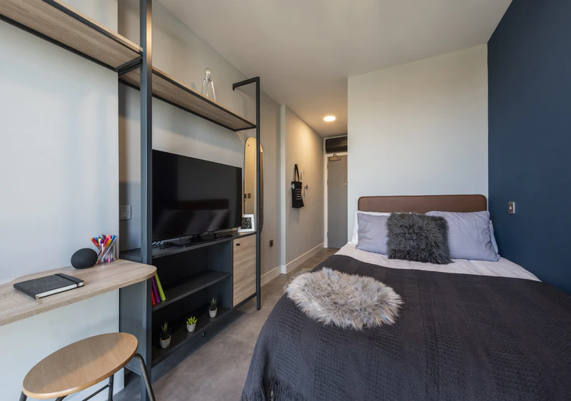 Classic En-Suite - The Vantage - Gallery - 2