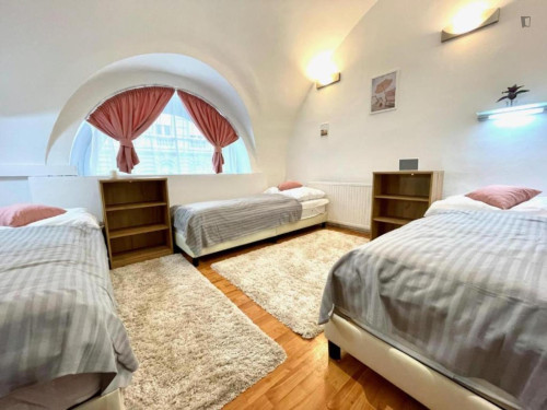 Modern 2 Bedroom Apartment close to Oktogon Metro - Gallery - 14