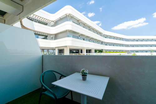 Avenida Rodajos, Pozuelo de Alarcón - Gallery - 7