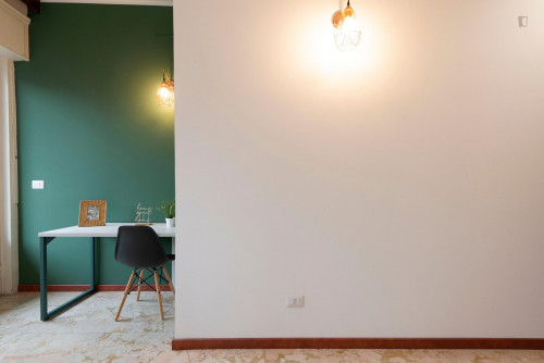 Bright Room with Balcony and AC - B. d'Este - Room 1