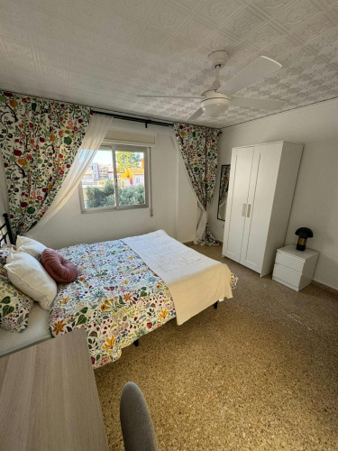 Carrer de Valentín Planells, Torrent