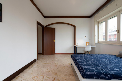 Huge Bright Room with AC and balcony - Viale B. d'Este 30 - Room 3