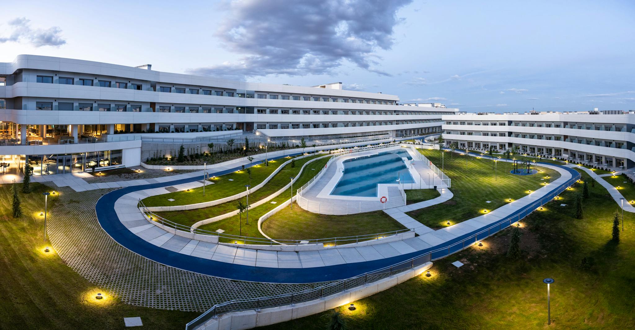 Entire Place - Avenida Rodajos, Pozuelo de Alarcón - Gallery - 1