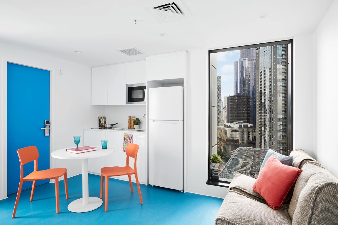 Double Bed, 4 Bed Apartment - Scape Carlton - Gallery - 9