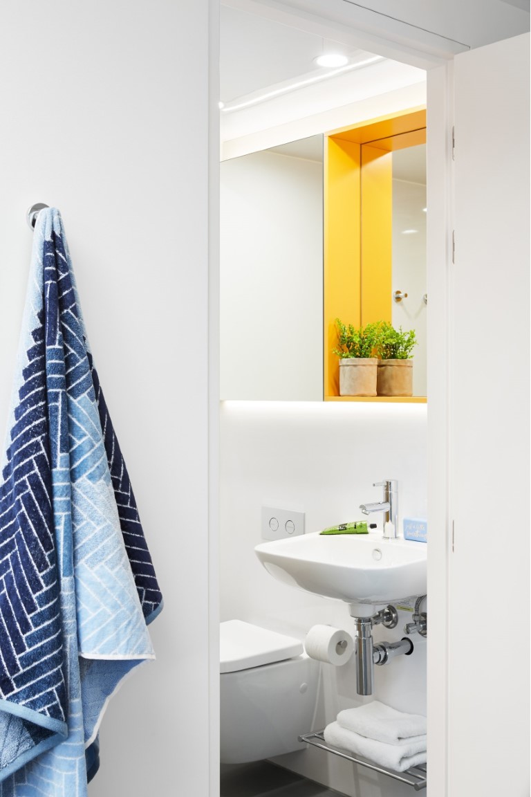 Double Bed, Signature Plus Studio Apartment, Standard View - Scape Carlton - Gallery - 5