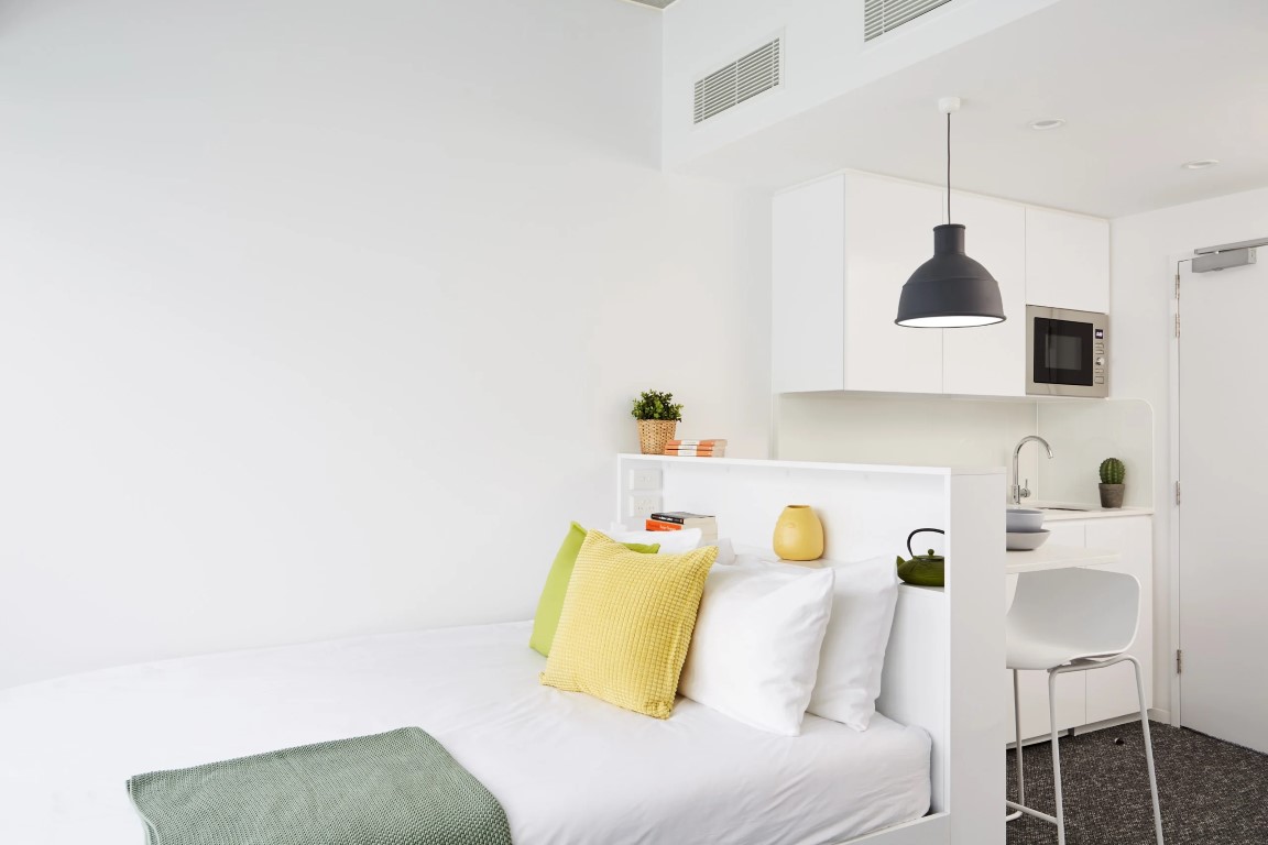  Double Bed, Signature Plus Studio Apartment, Premium View  -  Scape Carlton  - Gallery -  1