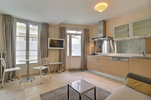 Rue de l'Église, Neuilly-sur-Seine