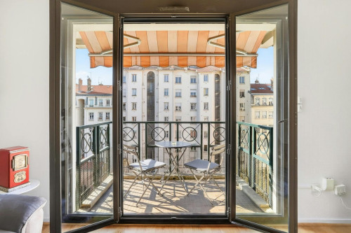 Place Victor Basch, Lyon