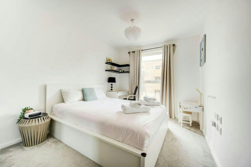 Selbourne Avenue, Hounslow