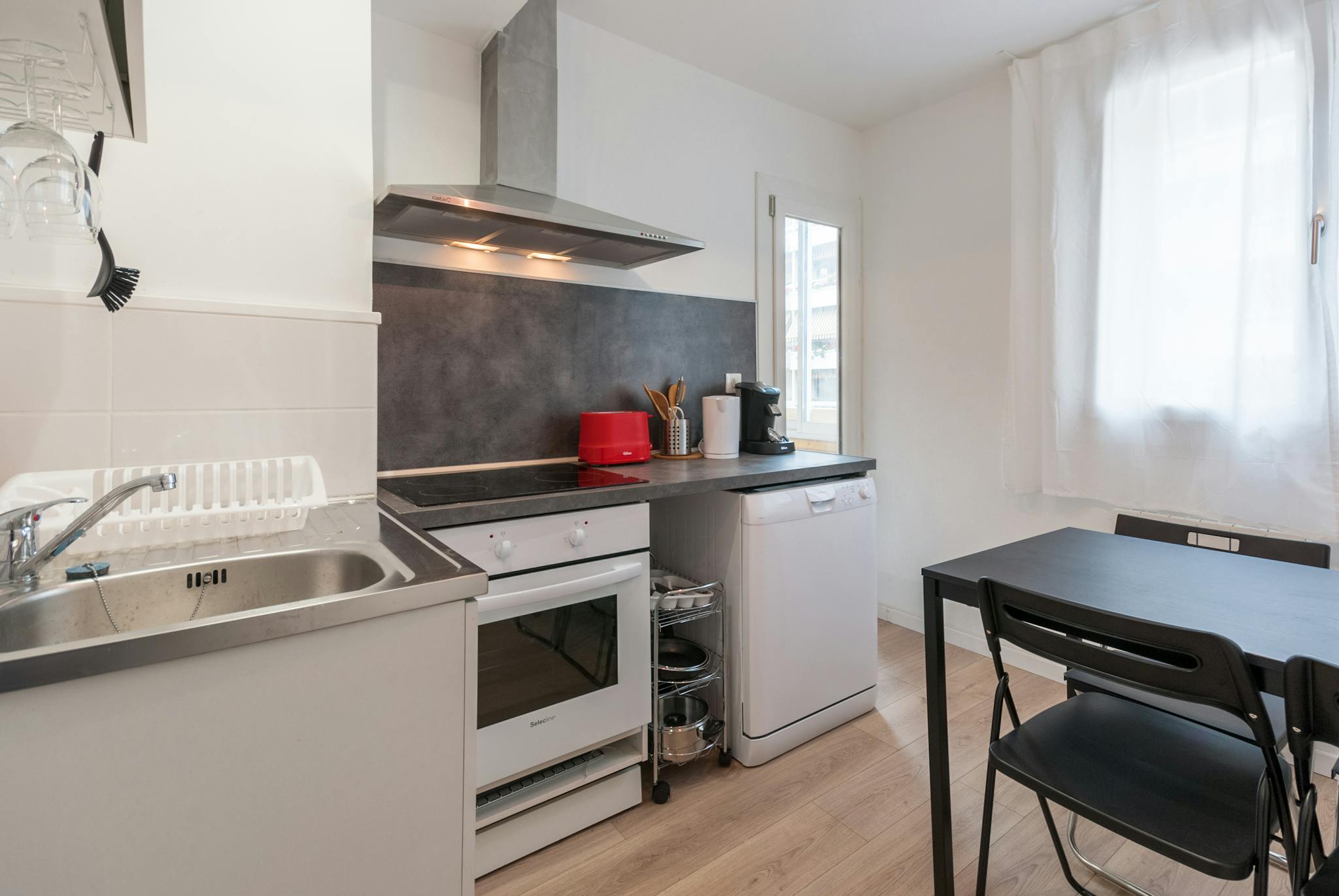 Private Room - Boulevard de la Fédération, Marseille - Gallery - 1