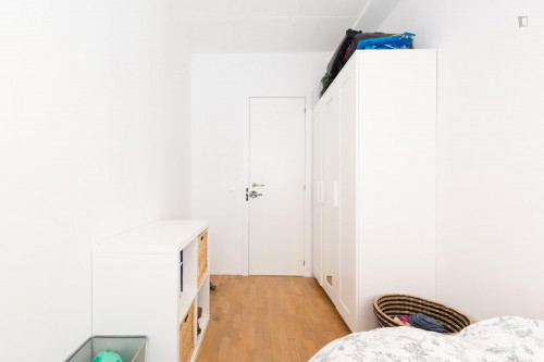 Cheerful single bedroom close to Chueca metro station