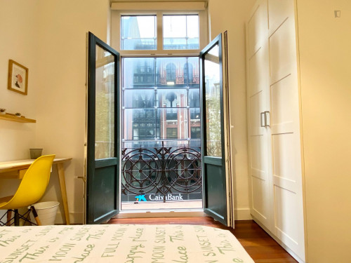 Single bedroom, with balcony, in 5-bedroom apartment - Gallery - 56