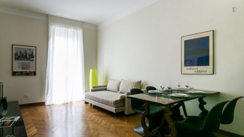 Stunning 2 bedroom flat in City Life - Gallery - 20