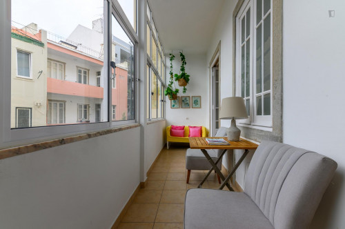 Pleasant 3-bedroom apartment near Anjos metro station - Gallery - 6