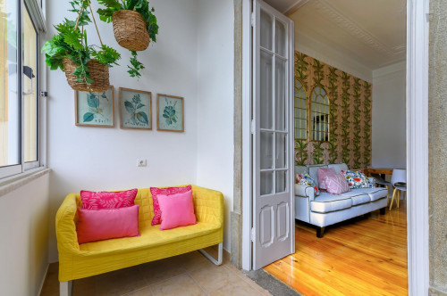 Pleasant 3-bedroom apartment near Anjos metro station - Gallery - 8