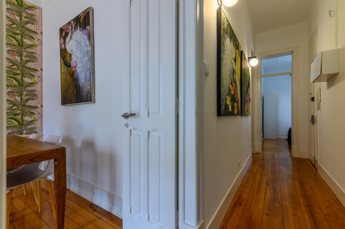 Pleasant 3-bedroom apartment near Anjos metro station - Gallery - 9