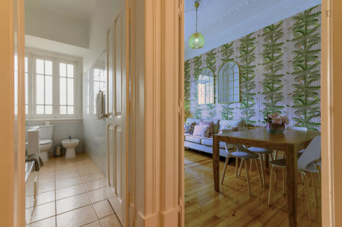 Pleasant 3-bedroom apartment near Anjos metro station - Gallery - 13