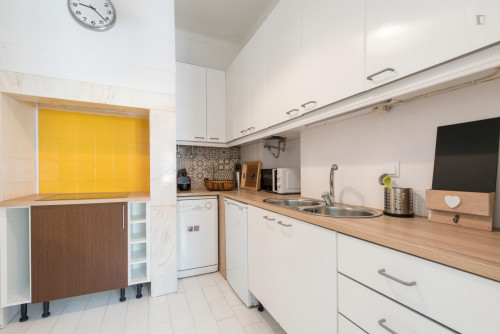 2-Bedroom apartment near Martim Moniz metro station - Gallery - 7