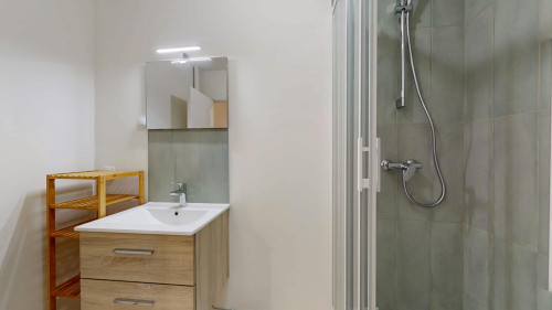 Square Henri Regnault, Courbevoie