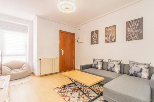 Calle de Montañés, Zaragoza - Gallery - 6