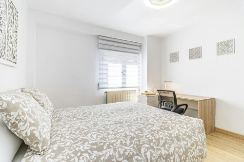 Calle de Montañés, Zaragoza - Gallery - 10