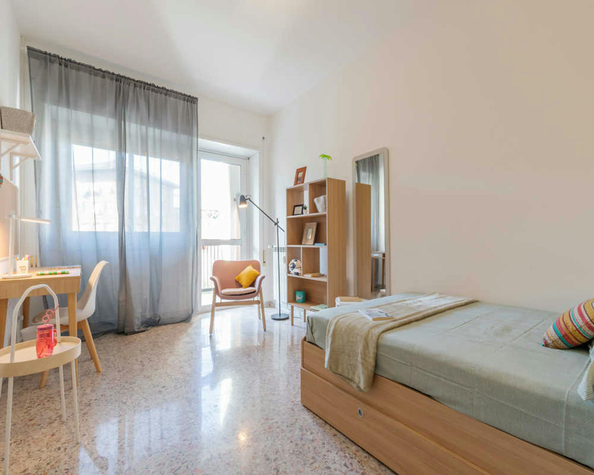  Private Room  -  Viale Etiopia, Rome  - Gallery -  1