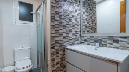 Single room in Malilla - Gallery - 11