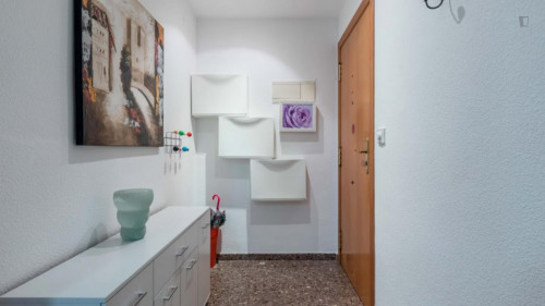 Single room in Malilla - Gallery - 12