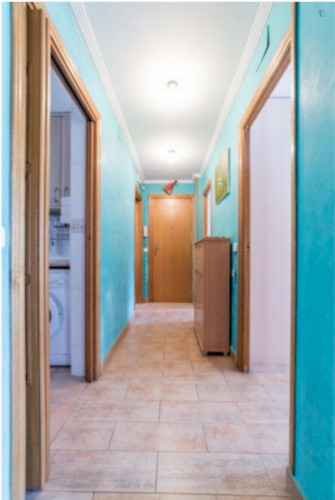 Shiny double bedroom in Tres Forques - Gallery - 10
