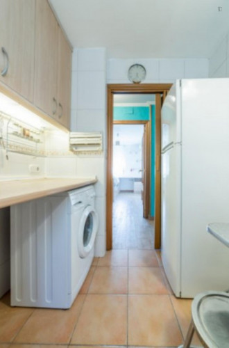 Shiny double bedroom in Tres Forques - Gallery - 7