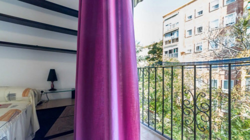 Shiny double bedroom in Tres Forques