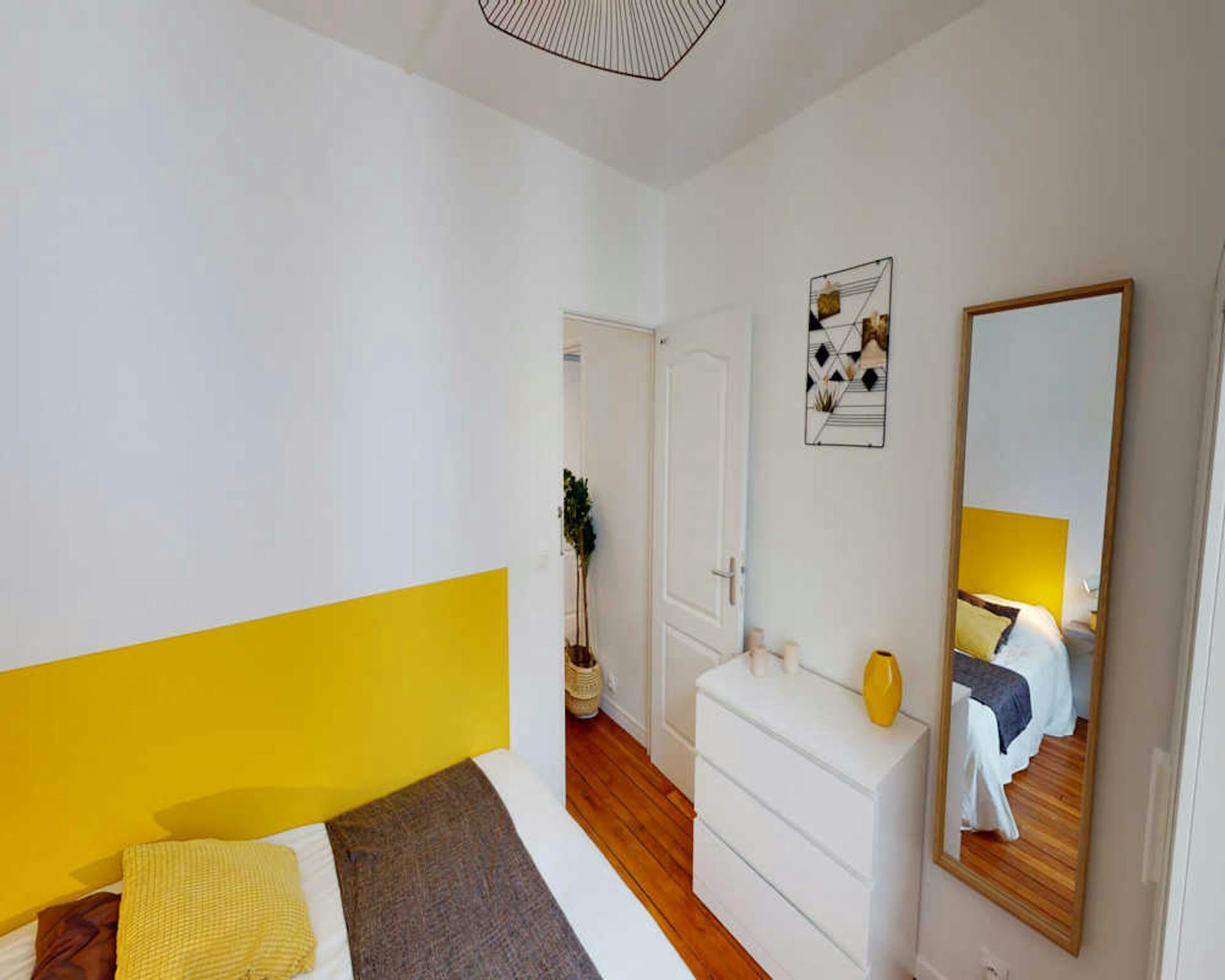 Private Room - Rue le Marois, Paris - Gallery - 1