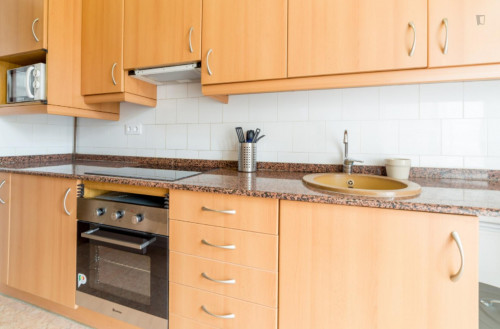 Nice double bedroom in a 5-bedroom flat, in the L’eixample neighbourhood - Gallery - 8