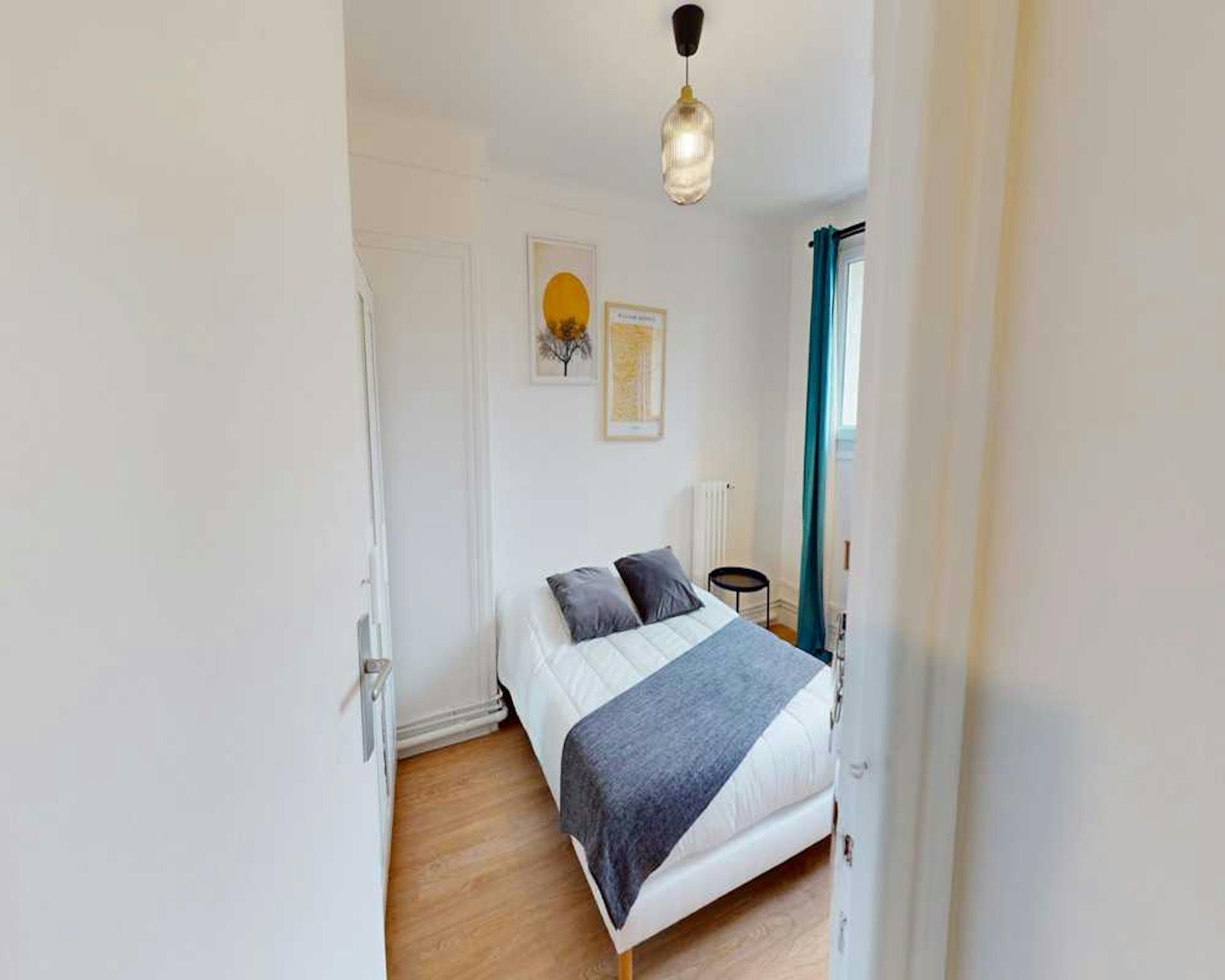 Private Room - Rue de Saussure, Paris - Gallery - 1