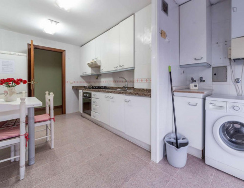 Charming single bedroom close to ITI - Instituto Tecnológico de Informática