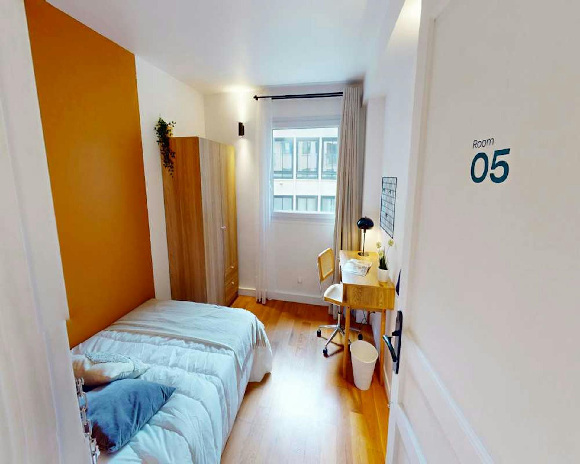 Private Room - Rue de l'Abbé Groult, Paris - Gallery - 1