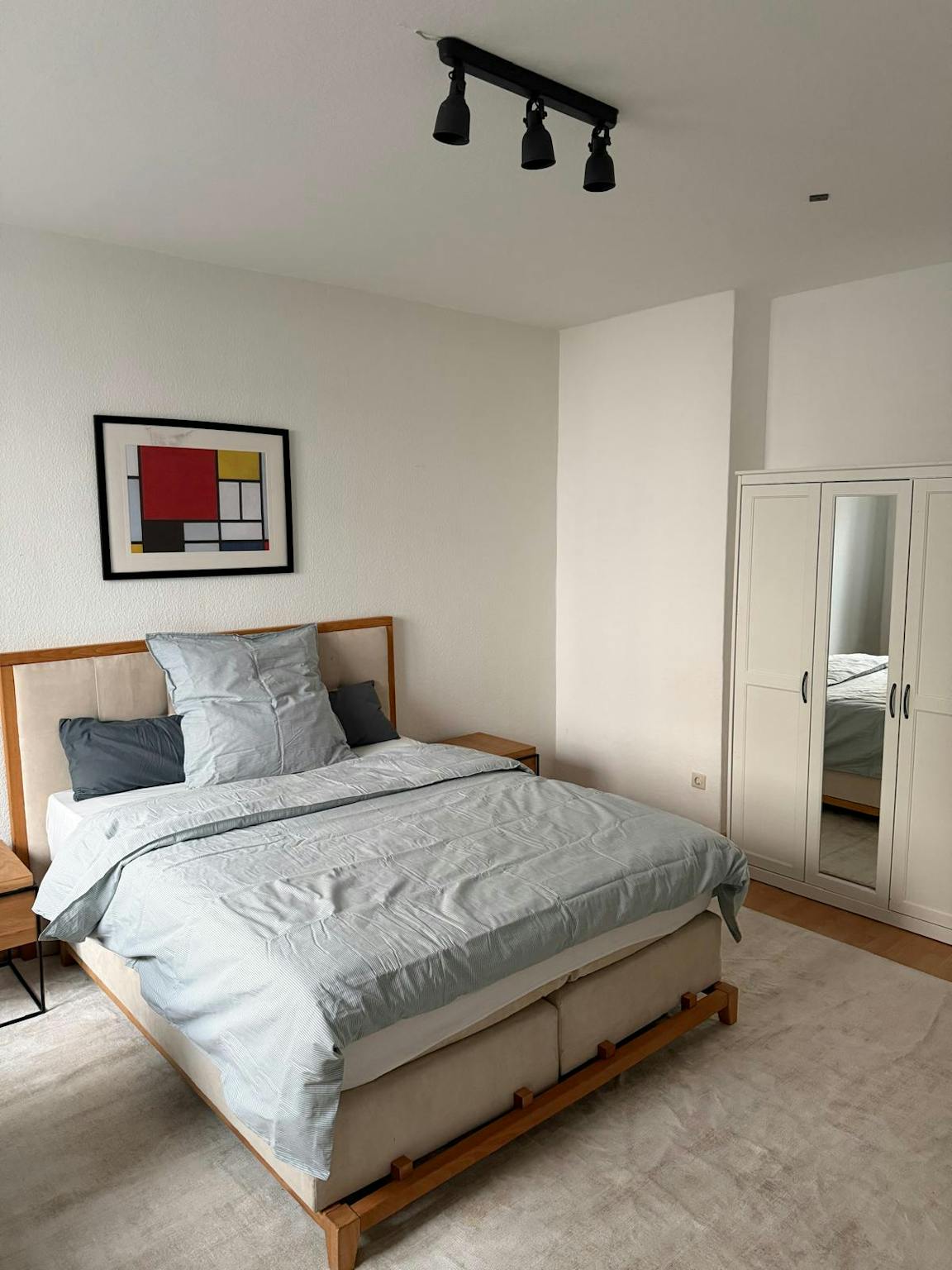 Private Room - Hüttenstraße, Düsseldorf - Gallery - 1