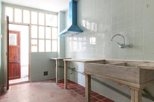 Charming double bedroom near the Universitat Católica de Valencia San Vicente Mártir  - Gallery -  5