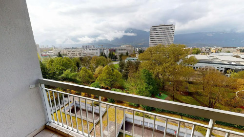Rue Gérard Philipe, Grenoble