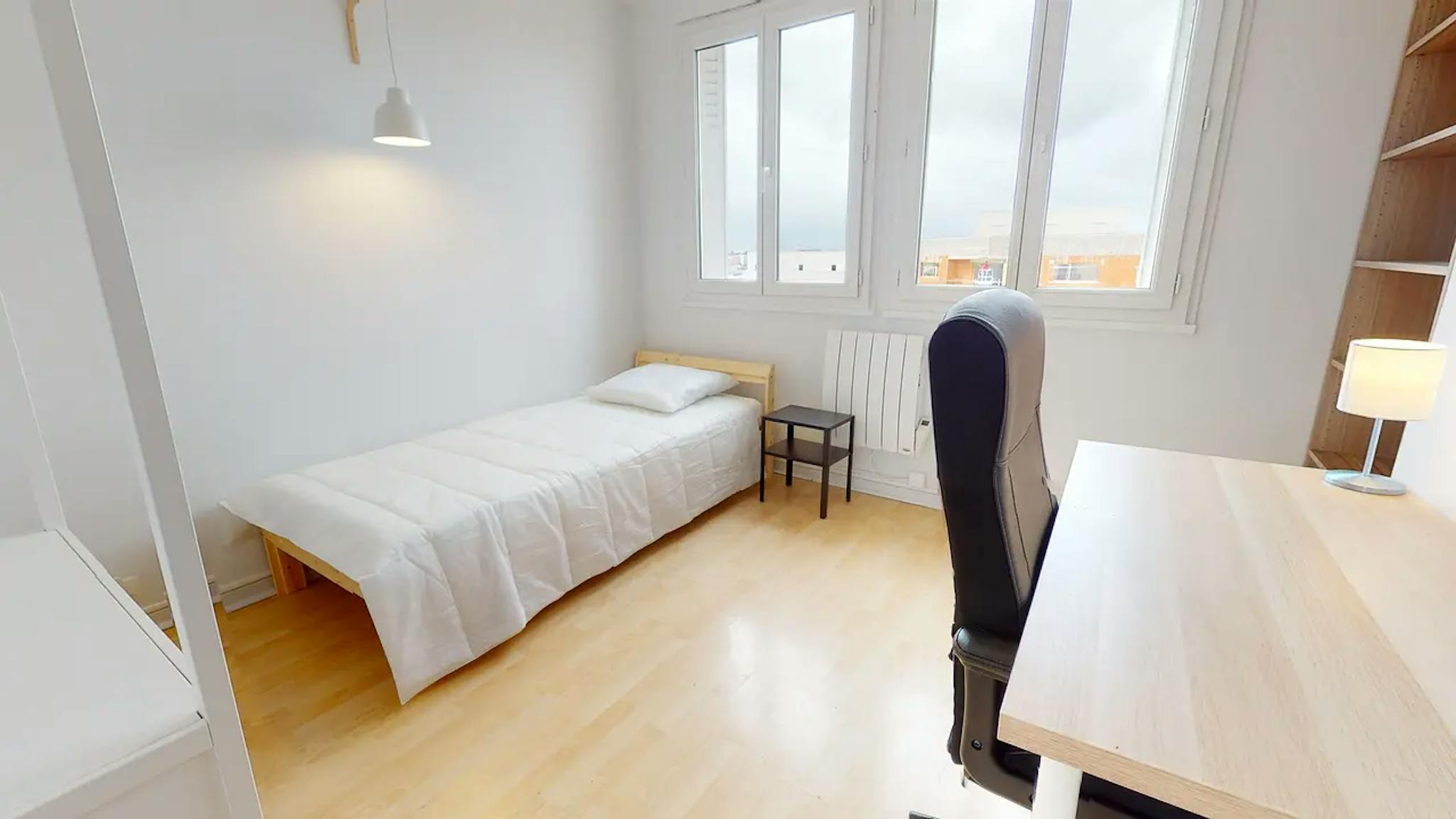  Private Room  -  Boulevard de Larramet, Toulouse  - Gallery -  1