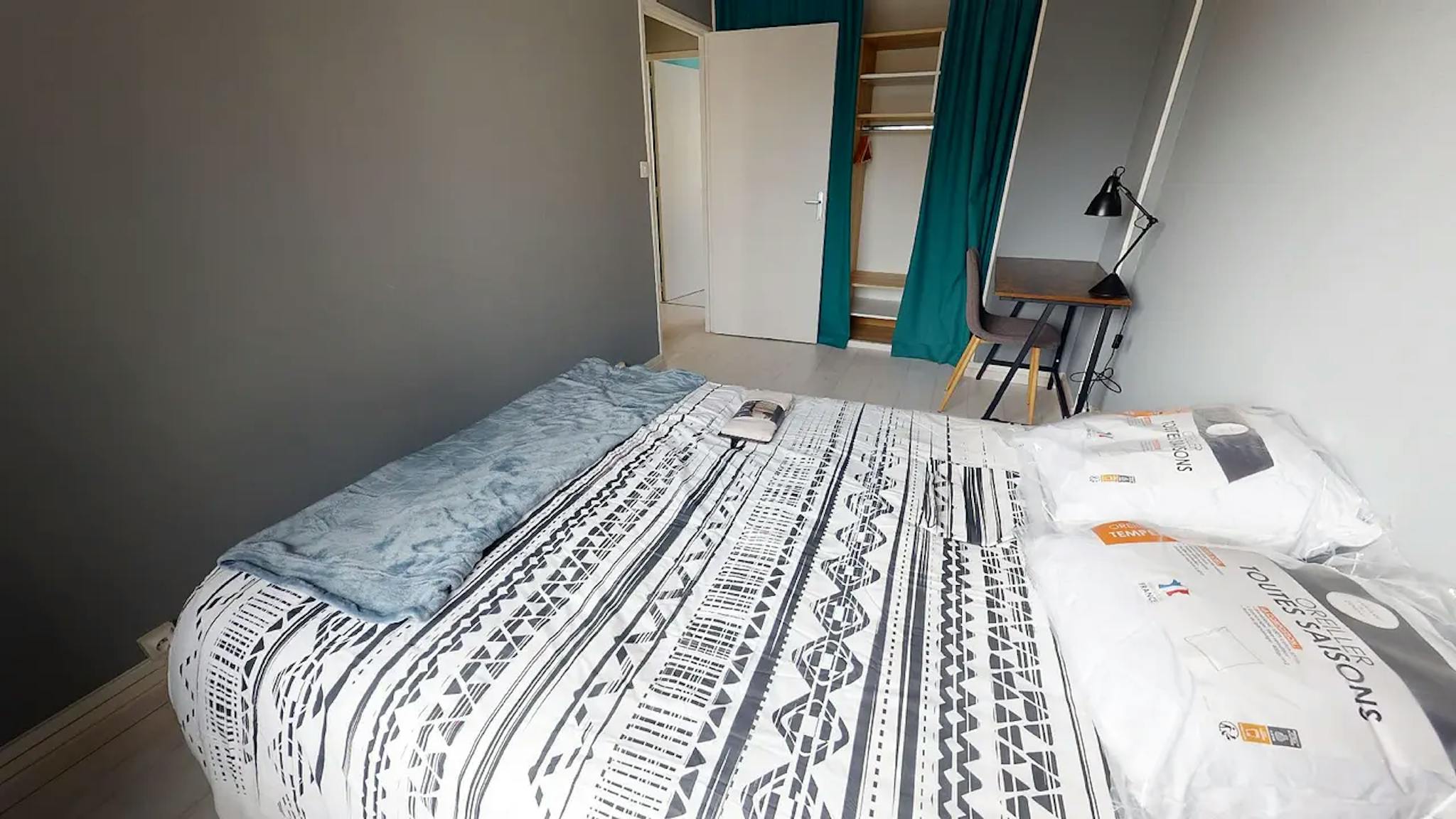  Private Room  -  Rue de Bellevue, Dijon  - Gallery -  1