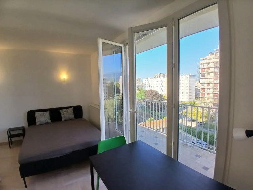 Rue Docteur Schweitzer, Grenoble - Gallery - 12